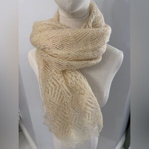 Vintage Cream Loose Open Knit Delicate Feminine Lace Lightweight Women’s Scarf